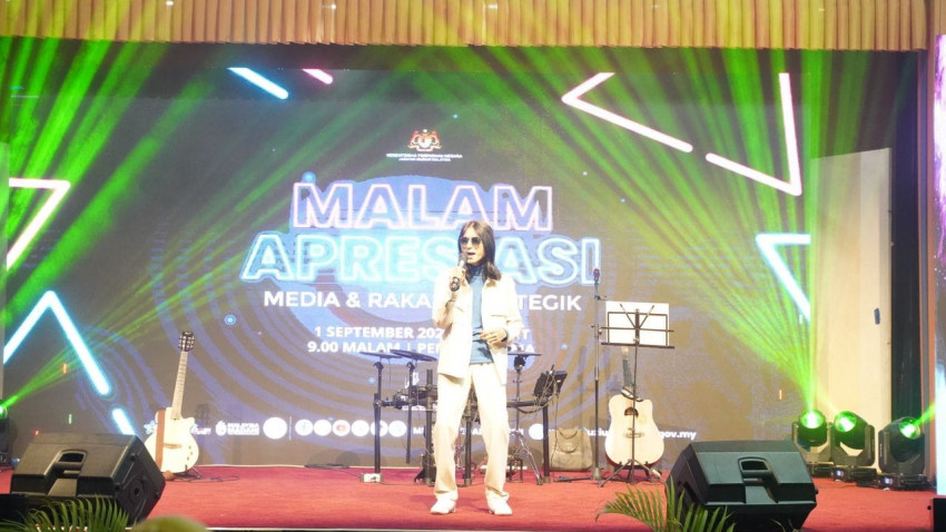 374772669_705615798269717_7469586419048146431_n