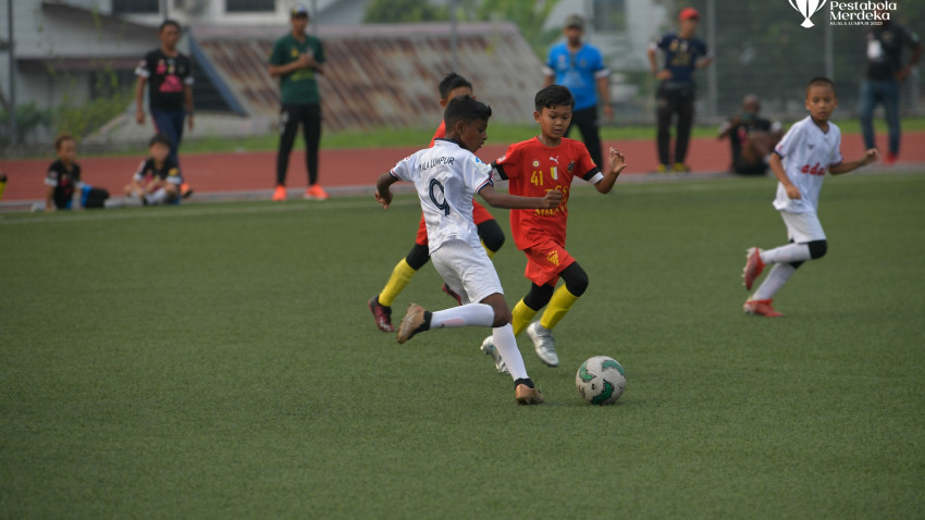 385856944_725209596310337_7786951564115798458_n