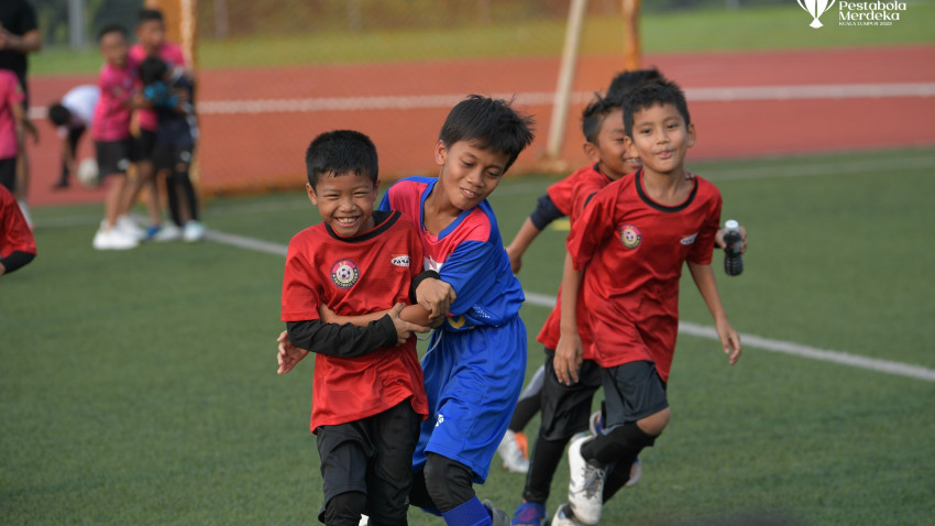 386402748_725209526310344_6288537803578995926_n