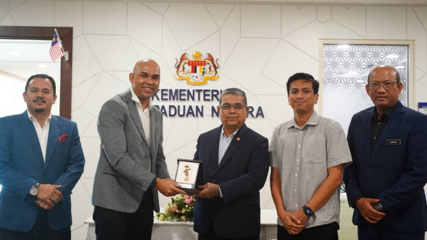 437068135_854436516720977_830494800703859_n