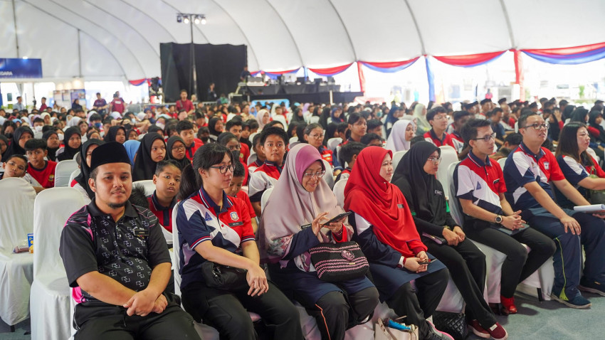 442472831_881298617368100_404128259152906319_n