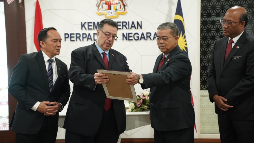 448751467_453787150930480_4007405457767123689_n