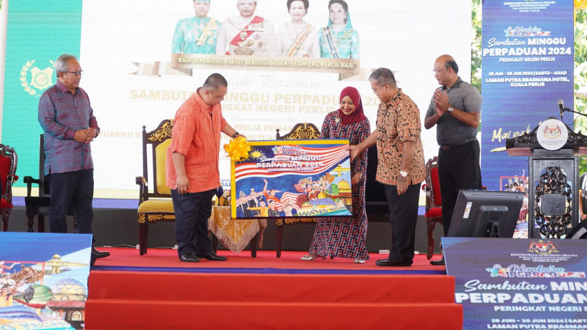 449293853_908315187999776_8140419172853318597_n