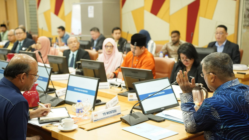 449391109_906773694820592_4185425416189164508_n