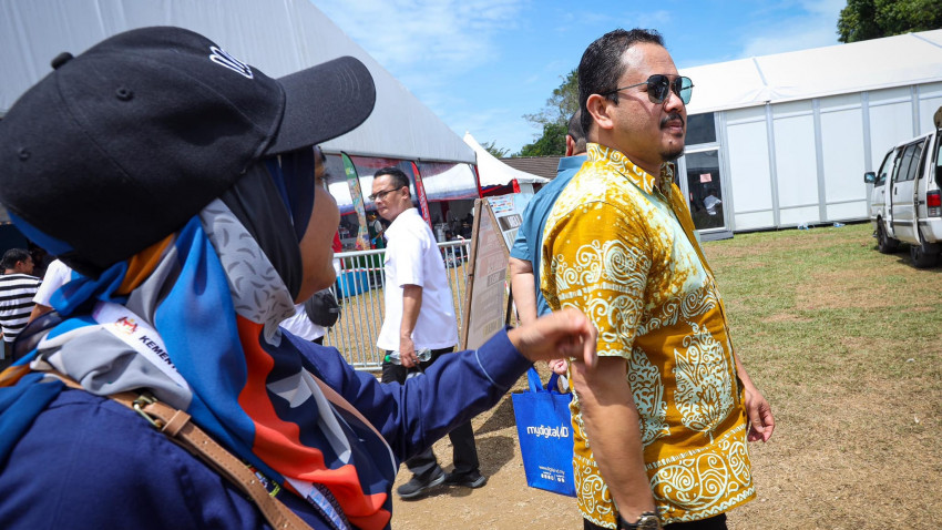 449504552_912661297565165_4710633302448508537_n