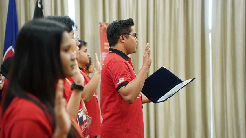 449703272_911328574365104_7529756300544536729_n