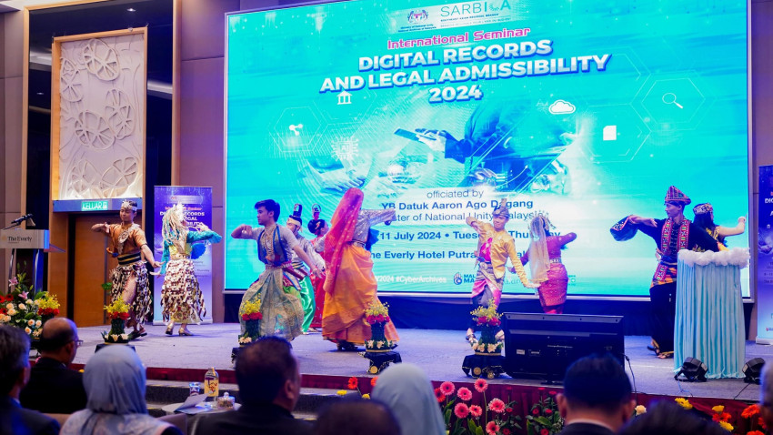 450106961_915376447293650_221939253860960558_n