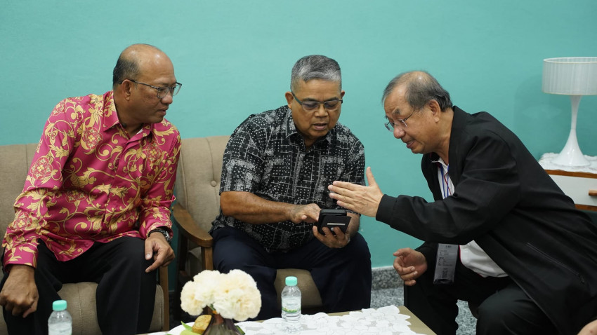 450211317_915623343935627_4967293564704865428_n