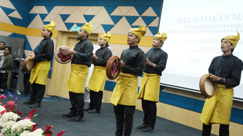 450474233_915624163935545_7028446391555745201_n