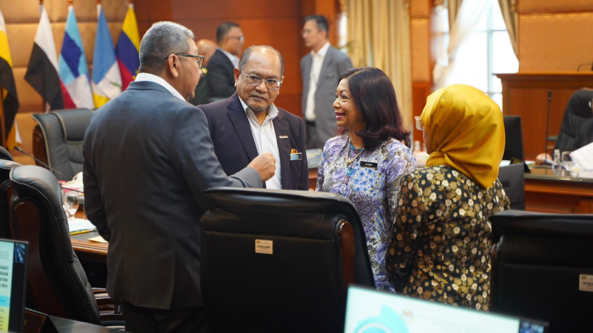 WhatsApp_Image_2024-11-06_at_123700_1