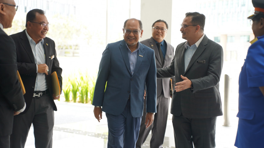 WhatsApp_Image_2024-11-25_at_183942