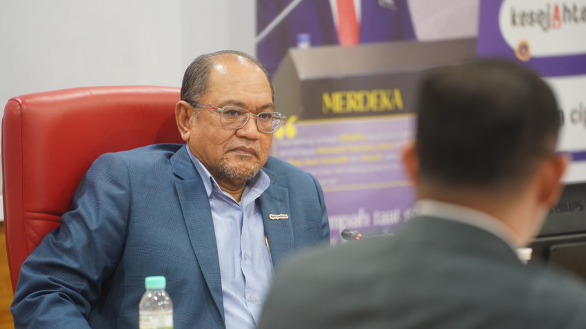 WhatsApp_Image_2024-11-25_at_183944_1