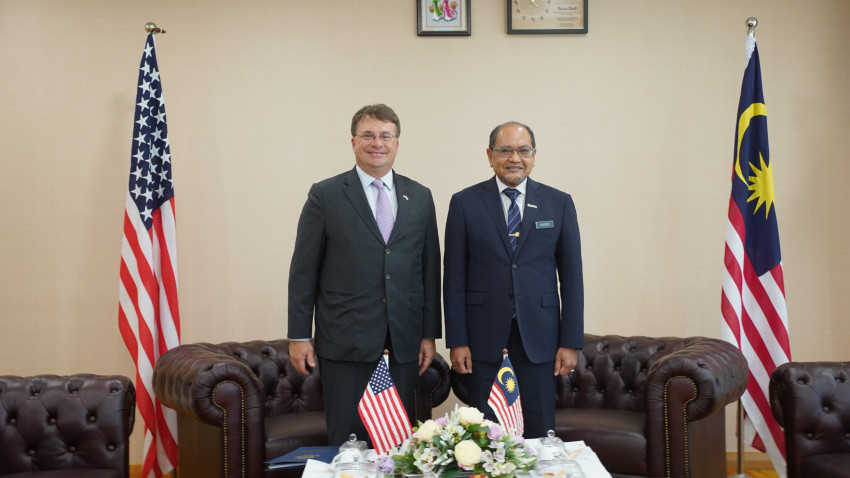 WhatsApp_Image_2024-12-04_at_164015