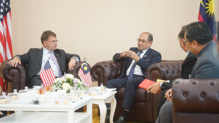 WhatsApp_Image_2024-12-04_at_164018_1