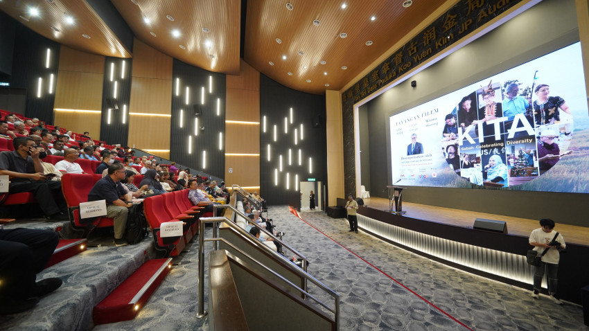 WhatsApp_Image_2024-12-08_at_225806_1