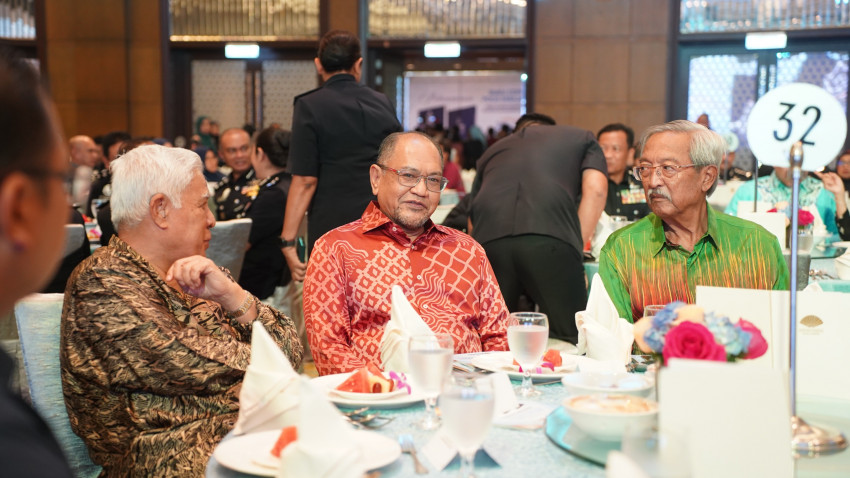 WhatsApp_Image_2024-12-10_at_160447