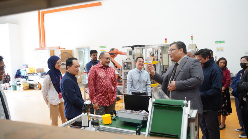 WhatsApp_Image_2024-12-10_at_201631_1