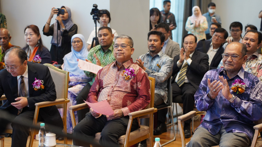 WhatsApp_Image_2024-12-19_at_141712