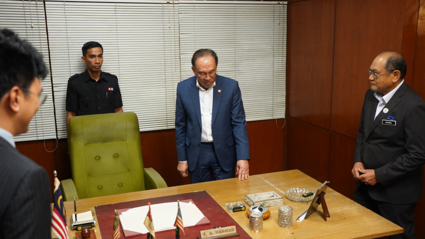 WhatsApp_Image_2025-02-17_at_221706