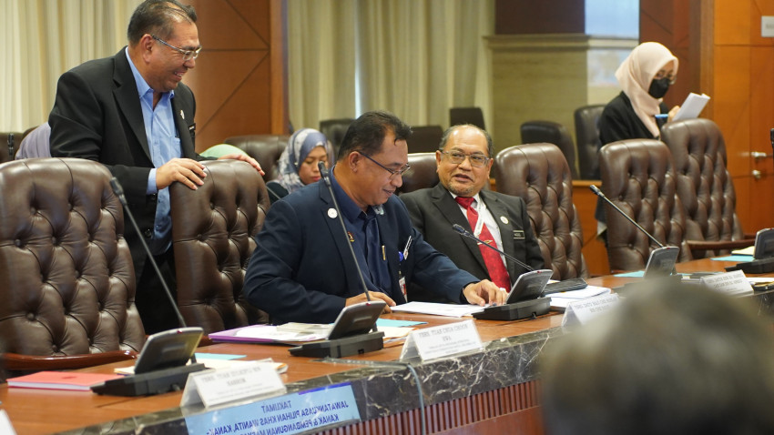 WhatsApp_Image_2025-02-18_at_214604