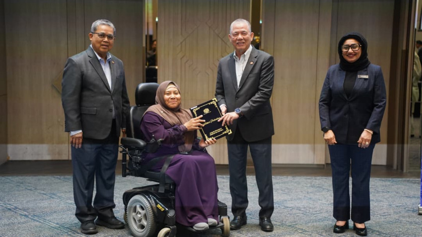 WhatsApp_Image_2025-12-02_at_152119