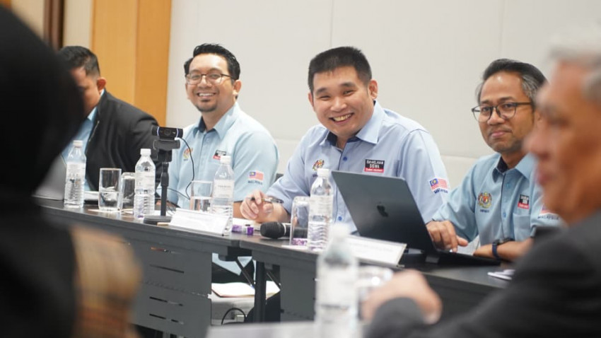 WhatsApp_Image_2025-12-03_at_153244_2