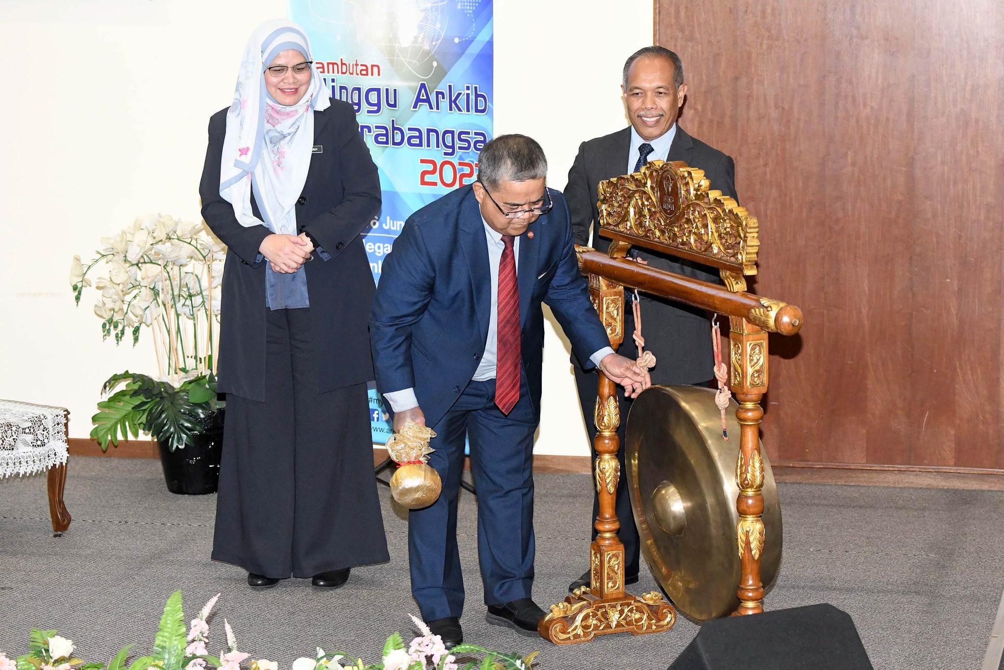 352206201 652494880248476 2988414745825337662 N