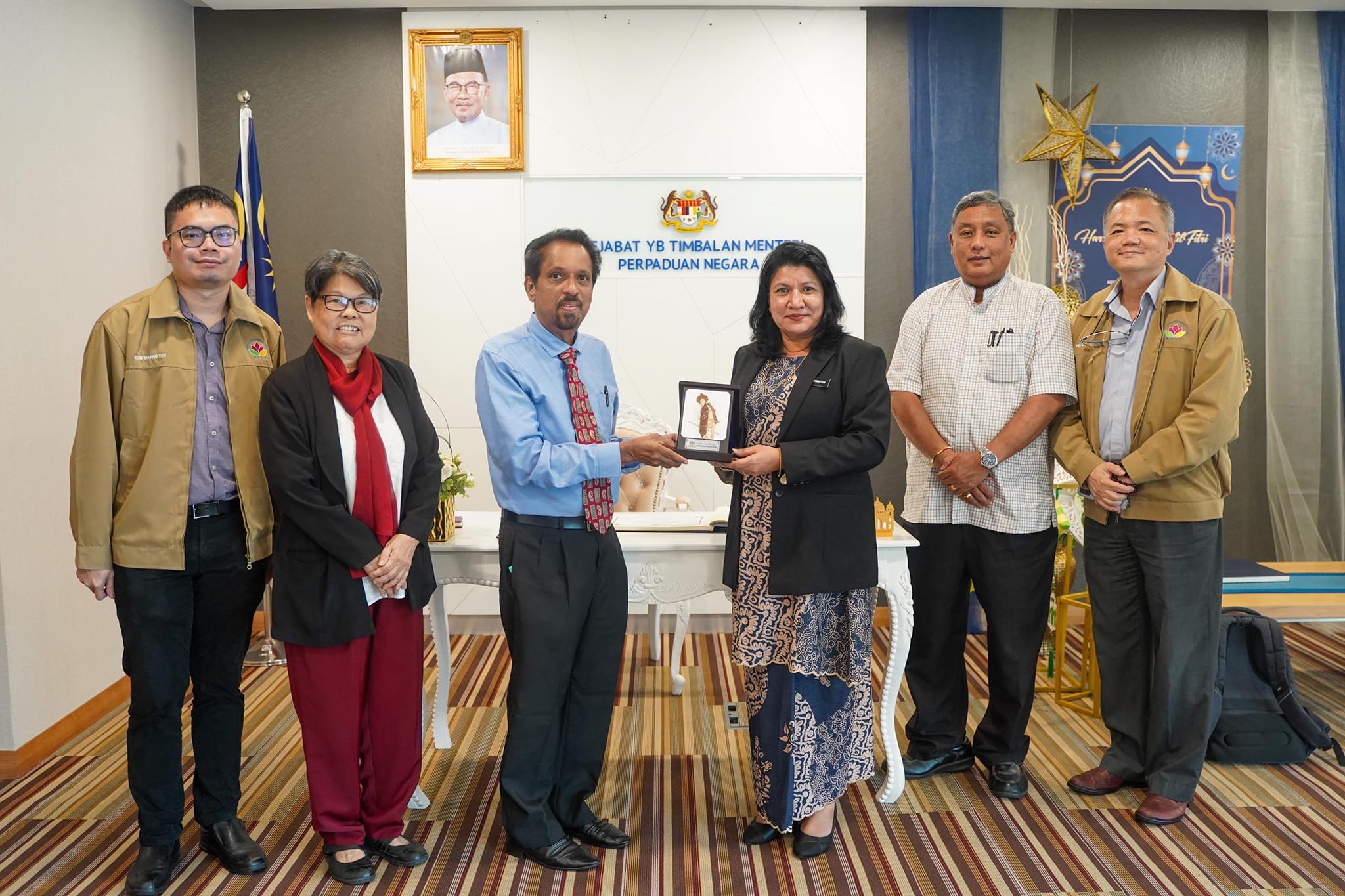 441867959 869140955250533 6284122504234152773 N