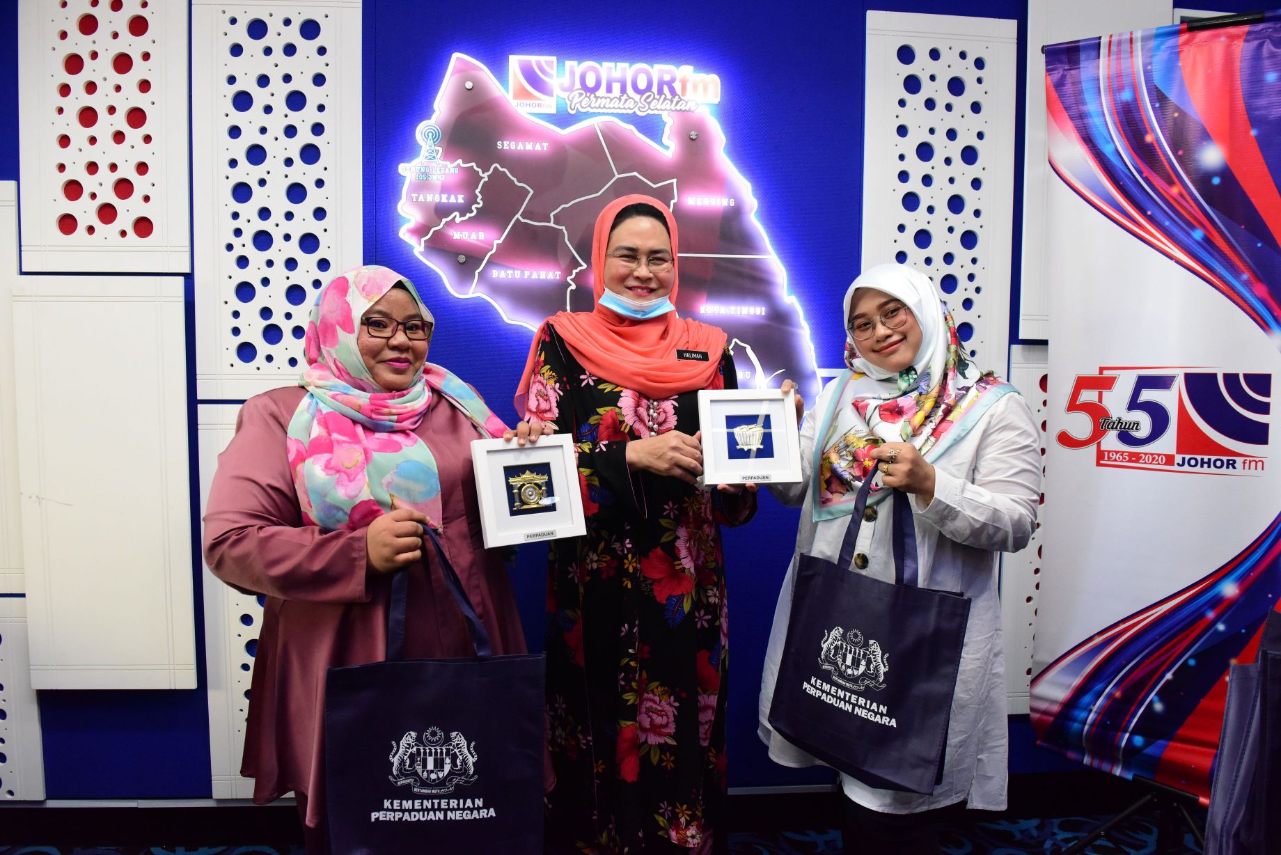 DSC 2306 10807201009