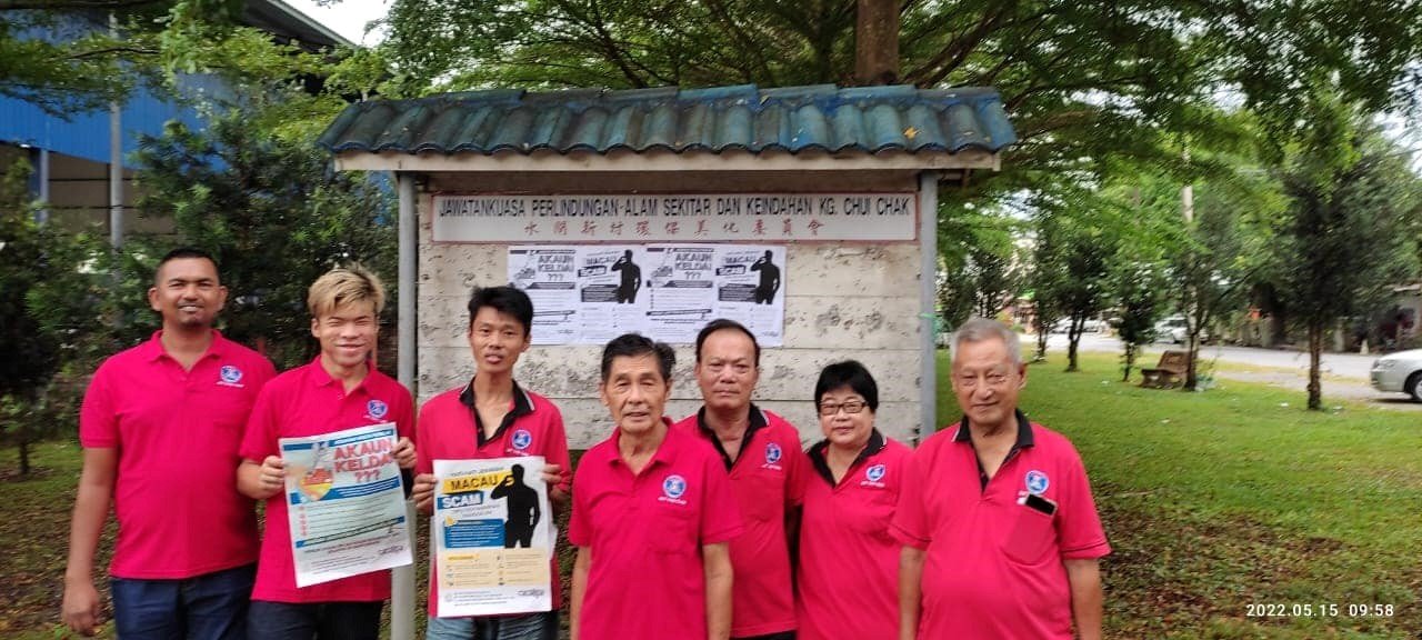 285217206 384597453704888 1280422814072401599 N