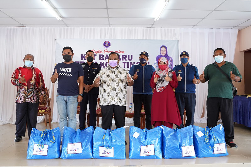 51928108502 7430738d31 C