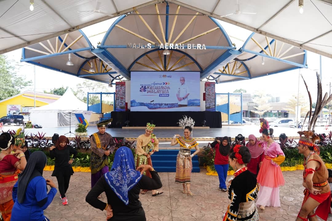 315579137 504645451700087 3793951567248091327 N